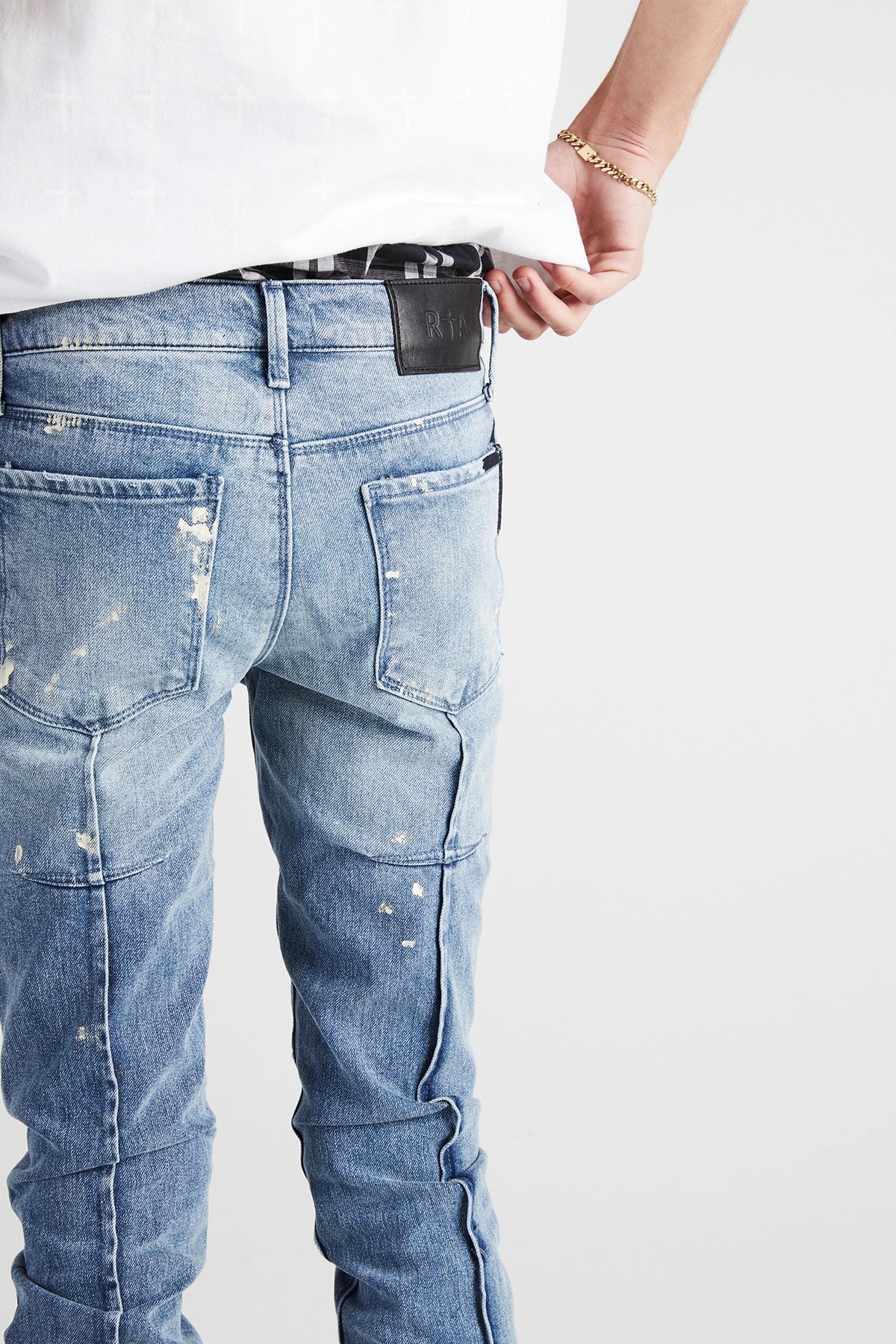 CLAYTON SKINNY JEAN | DISTRESSED WHITE PAINT