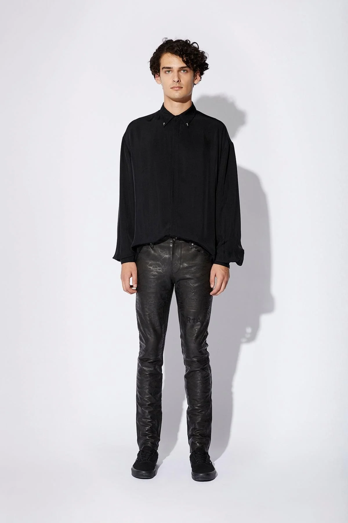 AKIO PANT | BLACK PORCELAIN