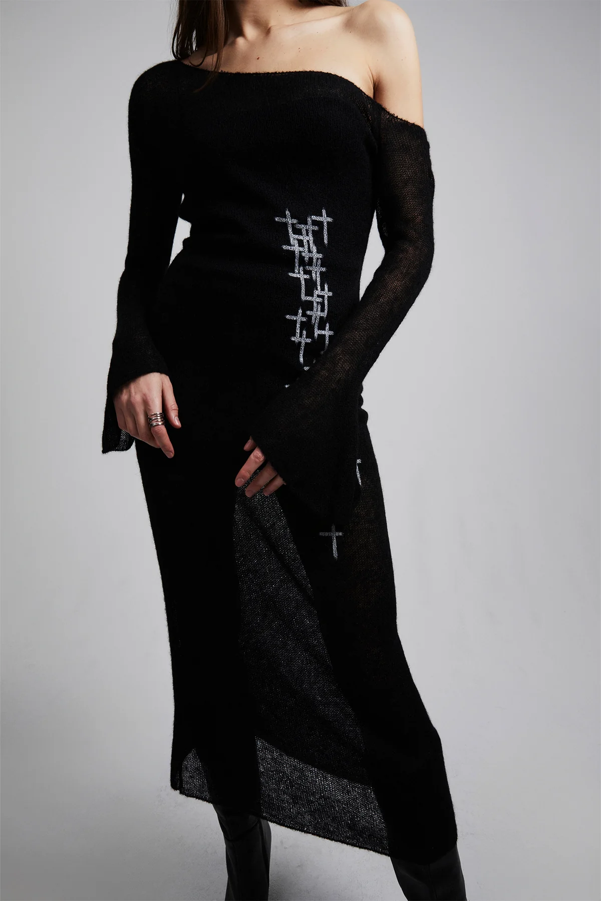 BLAIR | BLACK WITH WHITE CROSSES