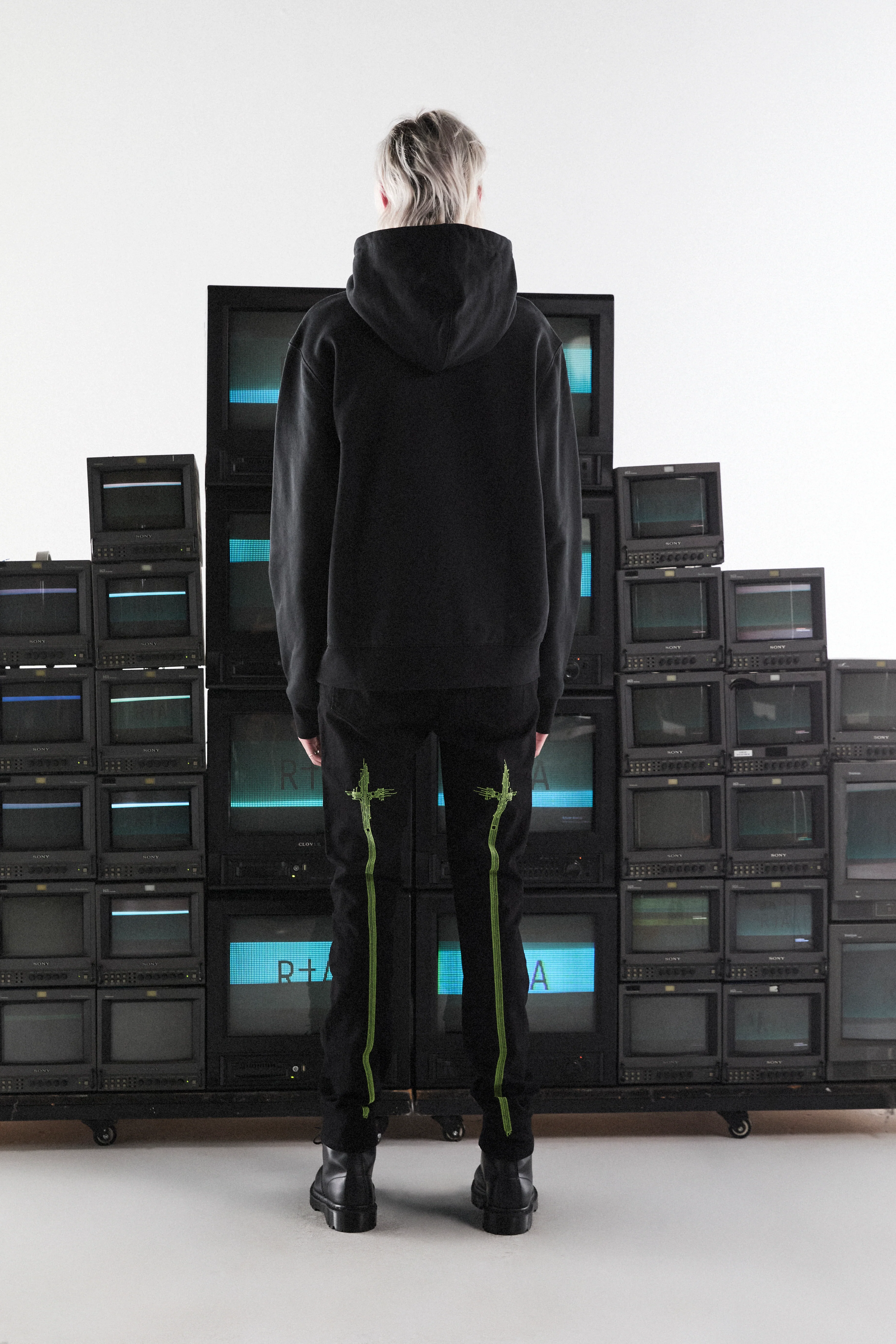 BRYANT SKINNY JEAN | BLACK GREEN DIGITAL CROSS