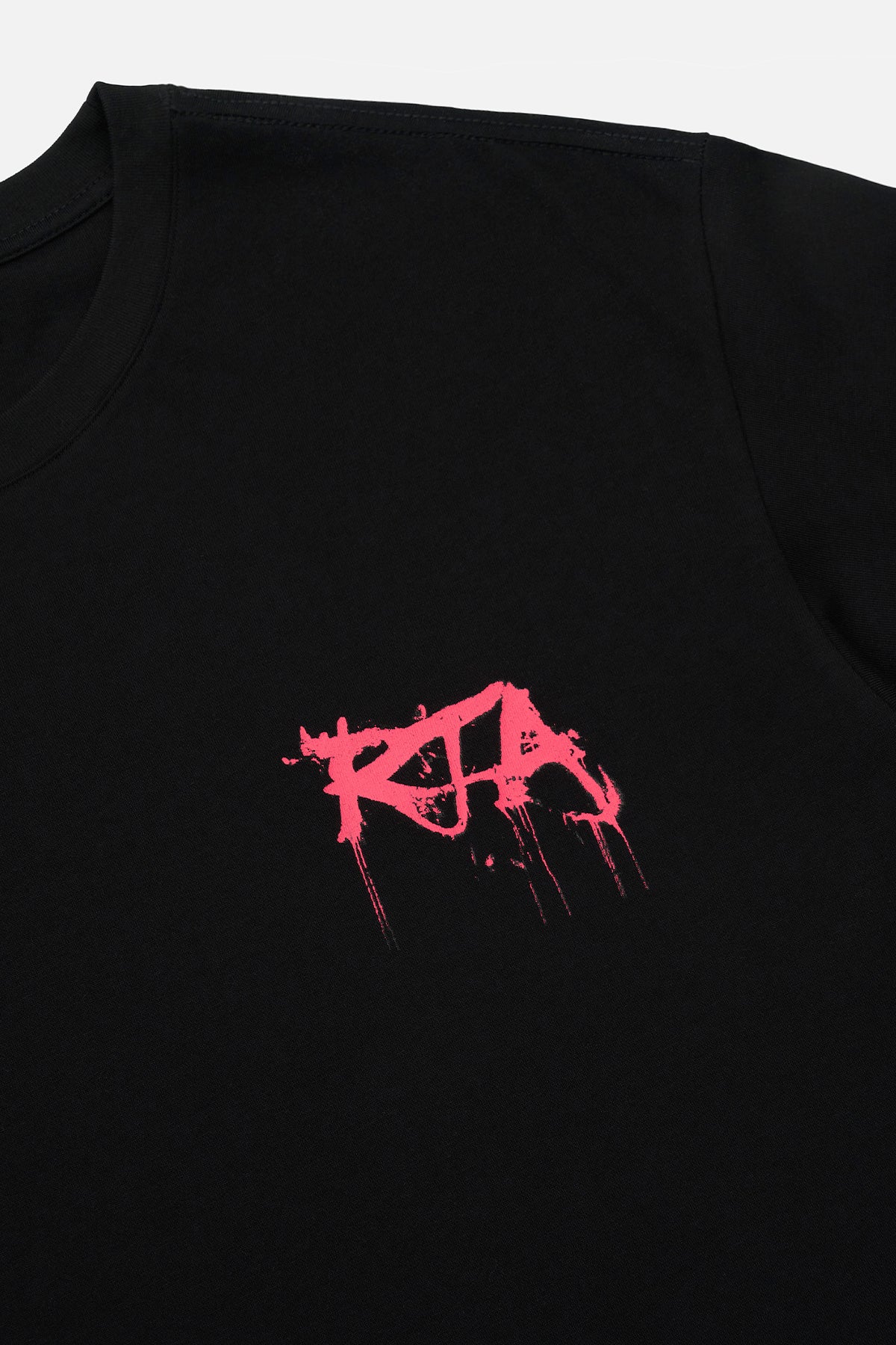 COLIN OVERSIZED SHORT SLEEVE TEE | BLACK GRAFFITI PINK
