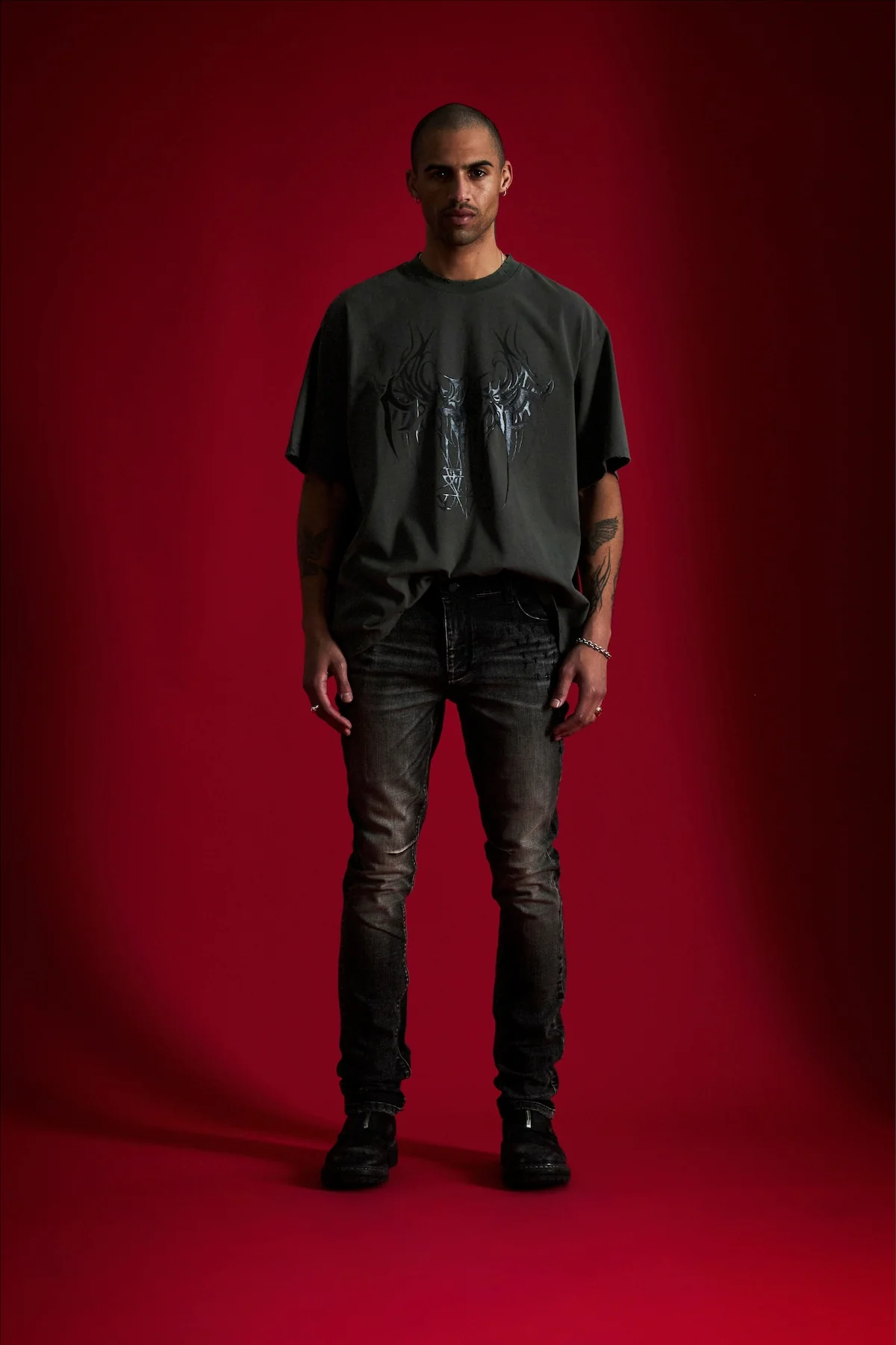 COLIN OVERSIZED SHORT SLEEVE TEE | OLIVE CYBER SIGILISM