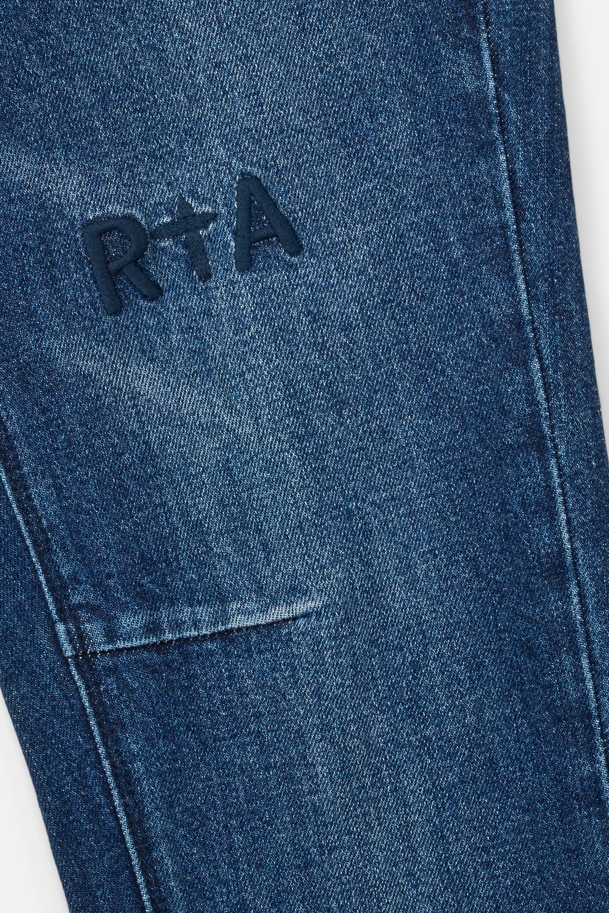 CLAYTON SKINNY JEAN | FROSTED BLUE