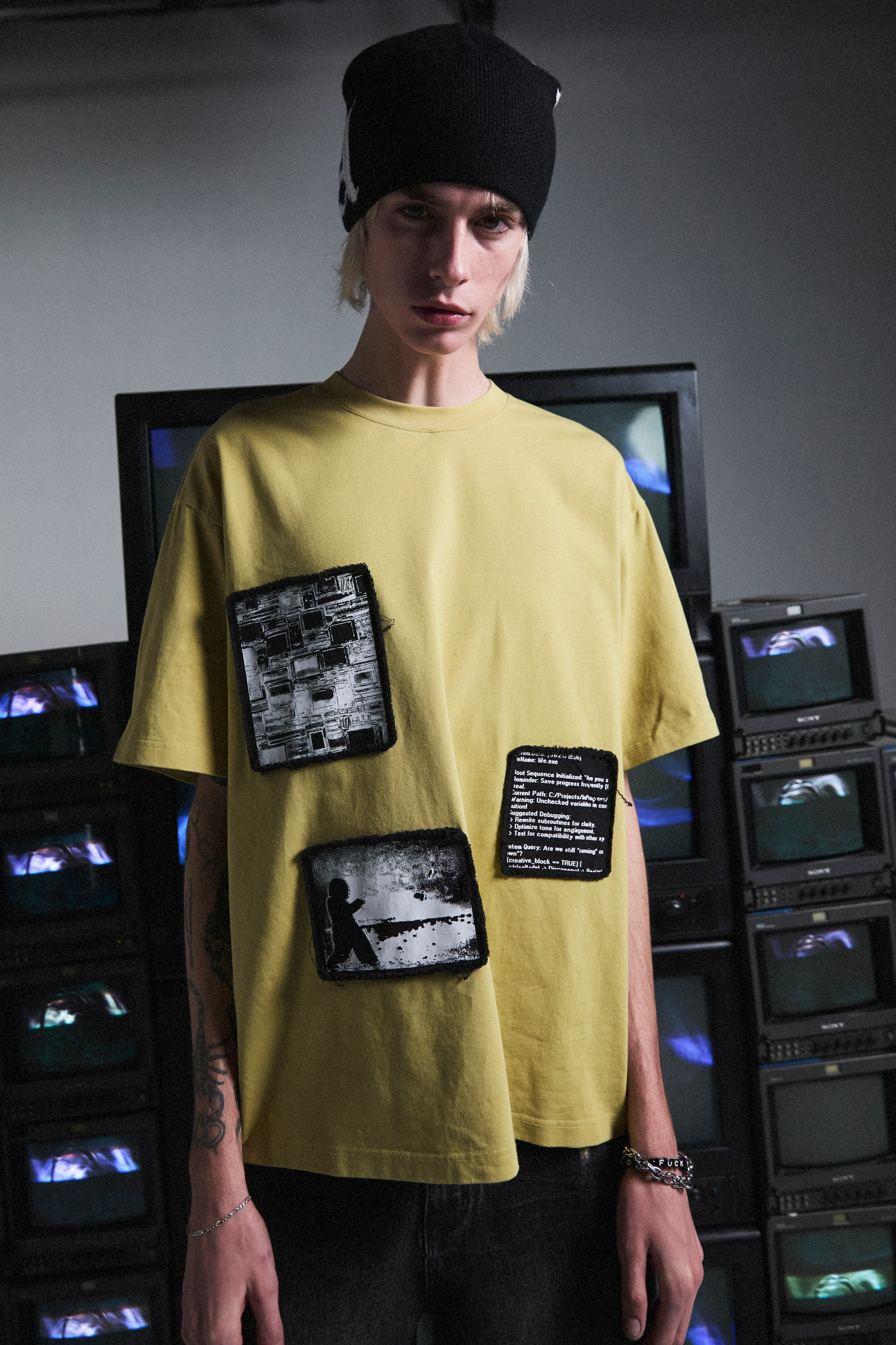COLIN OVERSIZED SHORT SLEEVE TEE | SAGE YELLOW DIGITAL PATCH