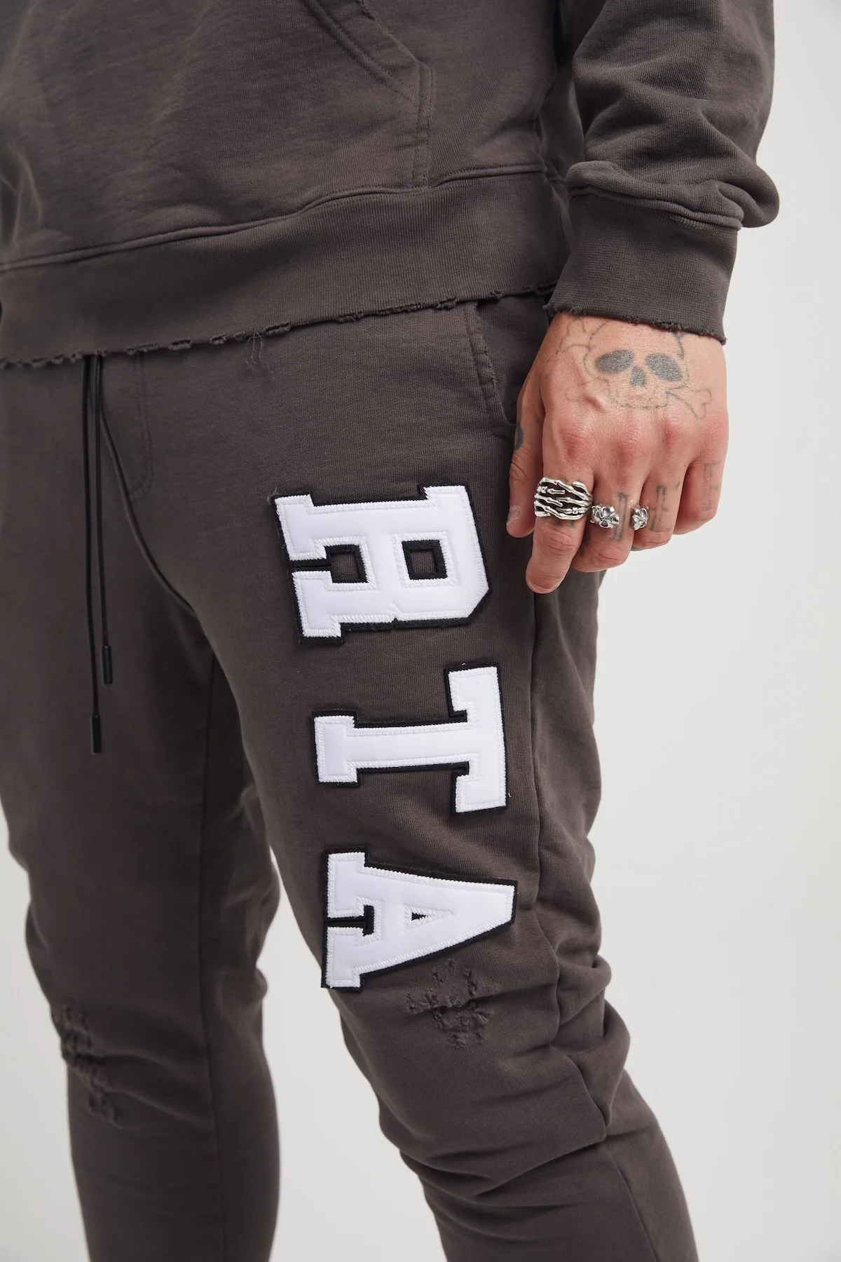 OWEN SWEATPANT | CHARCOAL COLLEGIATE