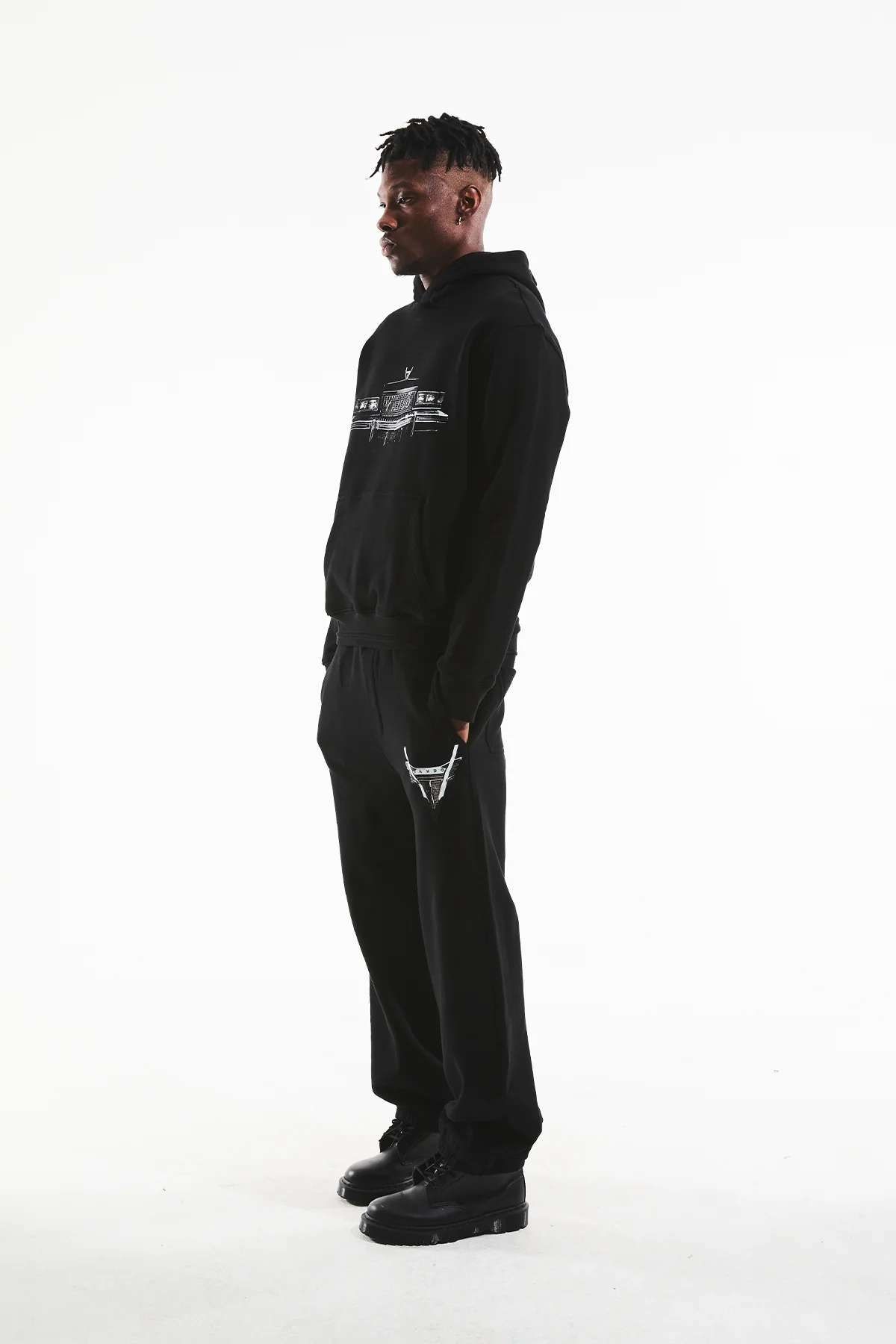 RAFA OVERSIZED SWEATPANT | BLACK CAR BADGE