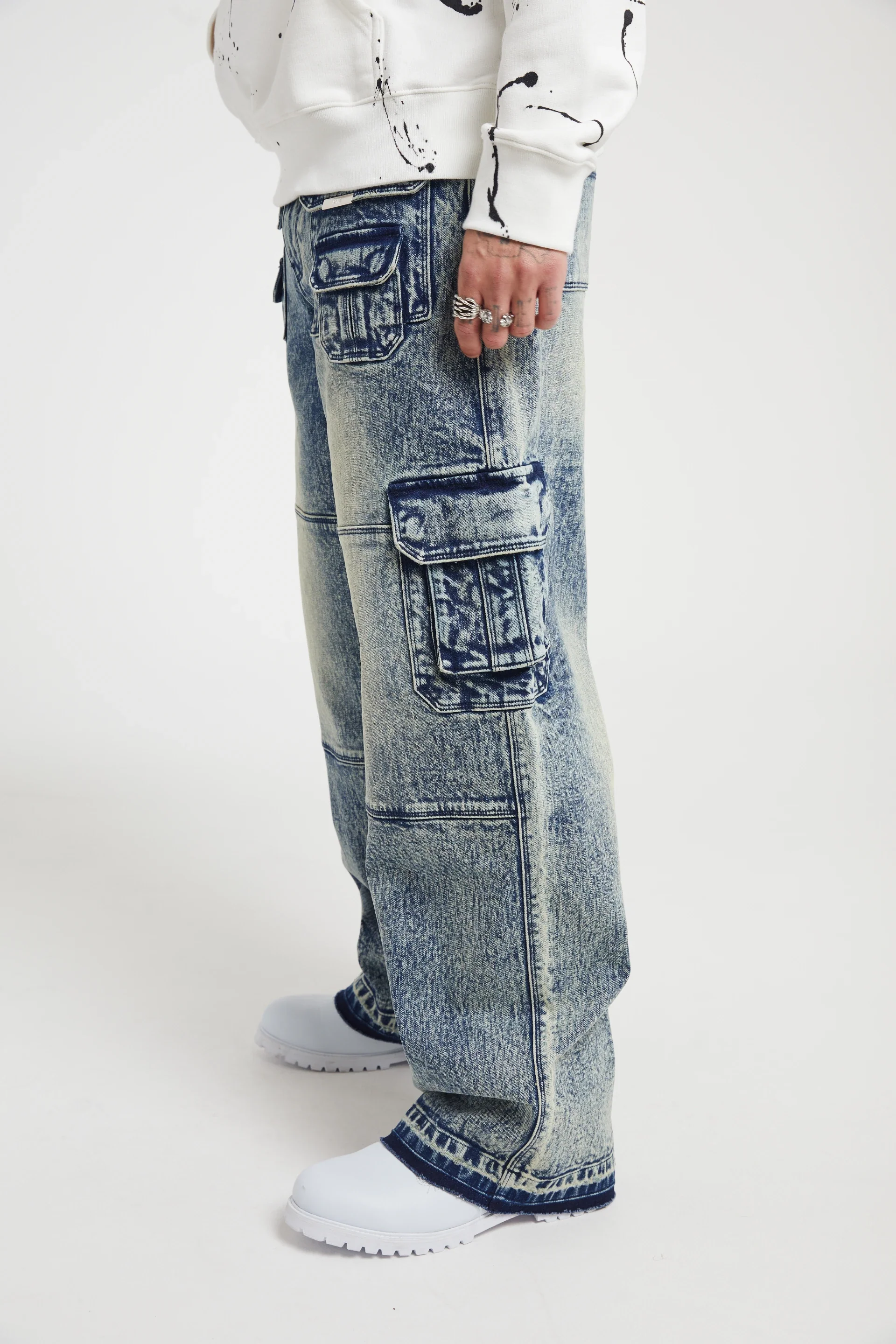 ROMAN | MEDIUM ACID WASH