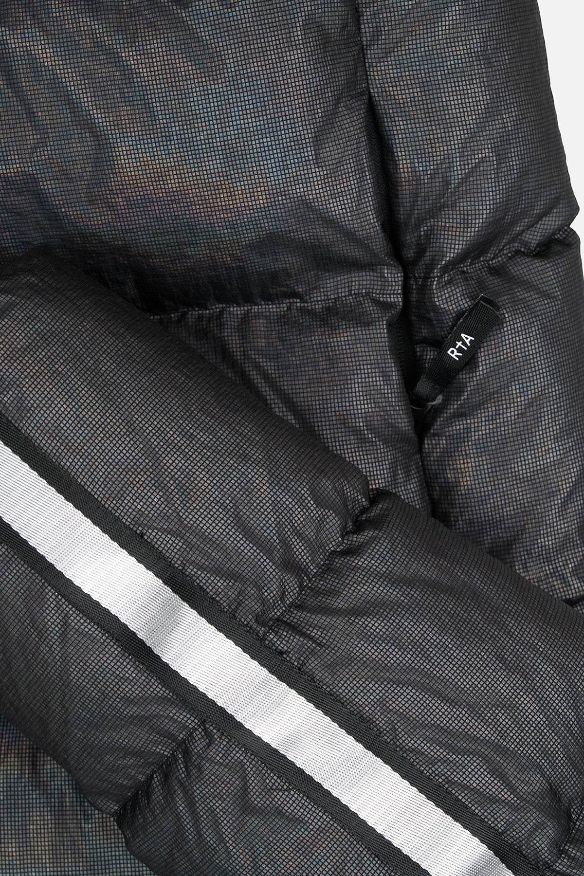 GRANT PUFFER JACKET | BLACK HOLOGRAM